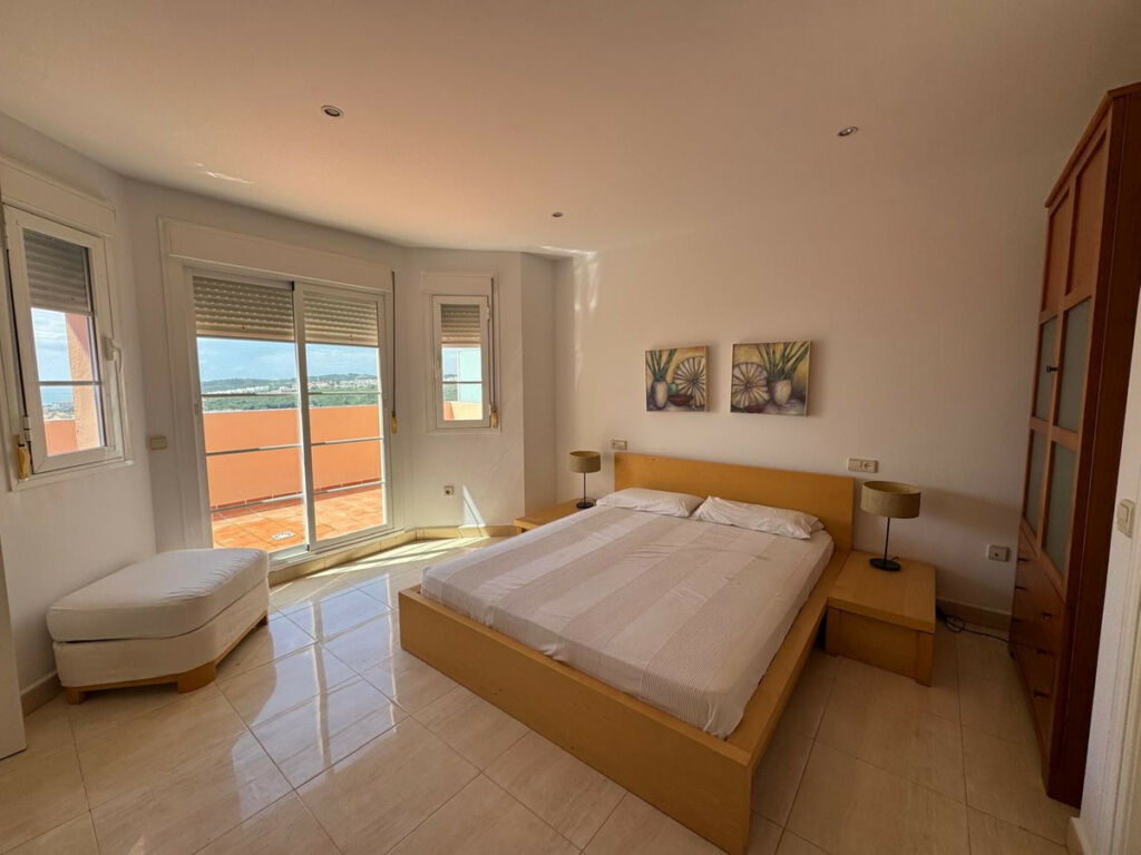 Penthouse Duplex Manilva Málaga - image 13