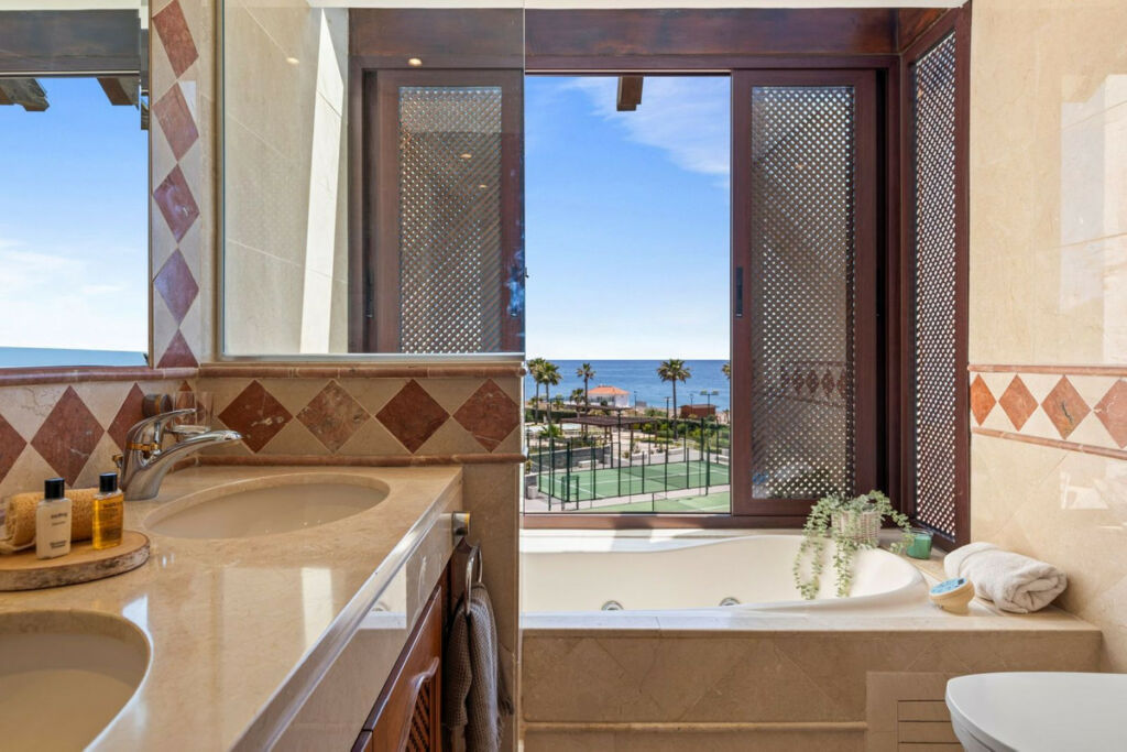 Penthouse Duplex Estepona Málaga - image 13