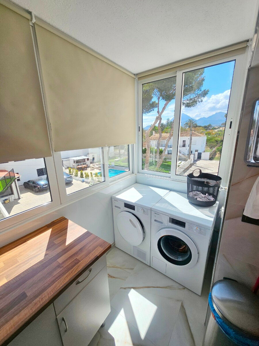 Middle Floor Apartment Altea Alicante - image 13