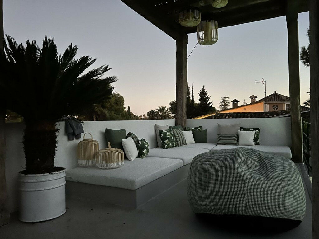 Detached Villa Nueva Andalucía Málaga - image 13