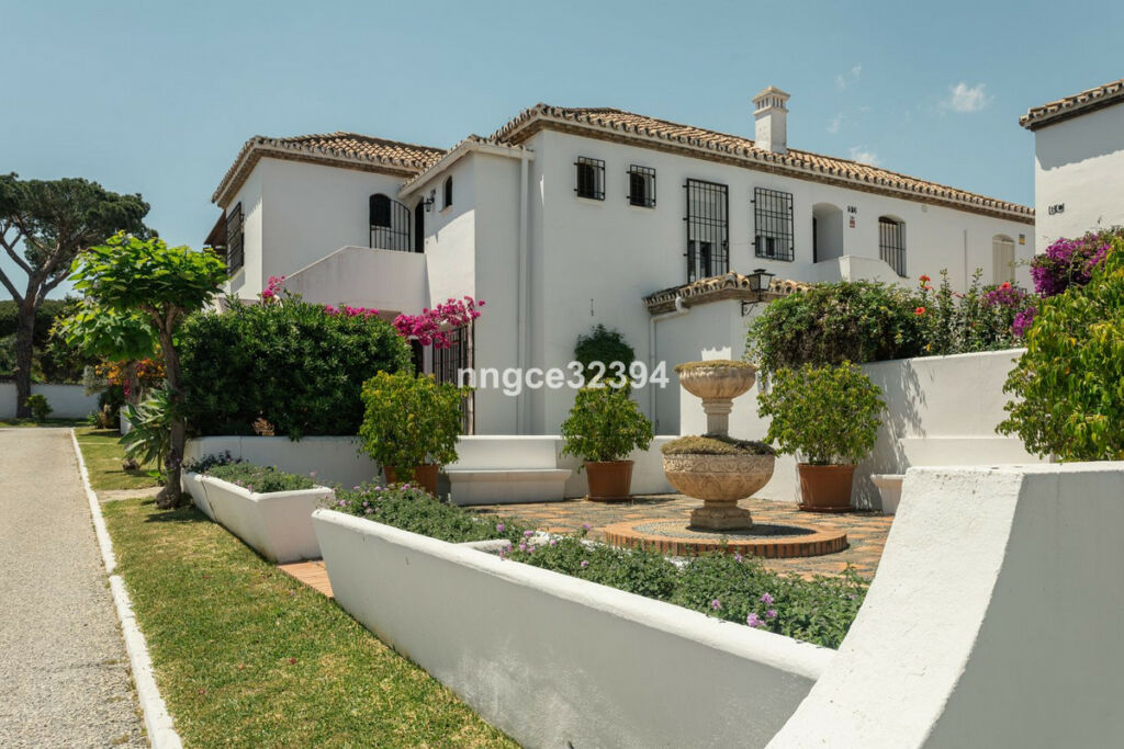 Penthouse New Golden Mile Málaga - image 15