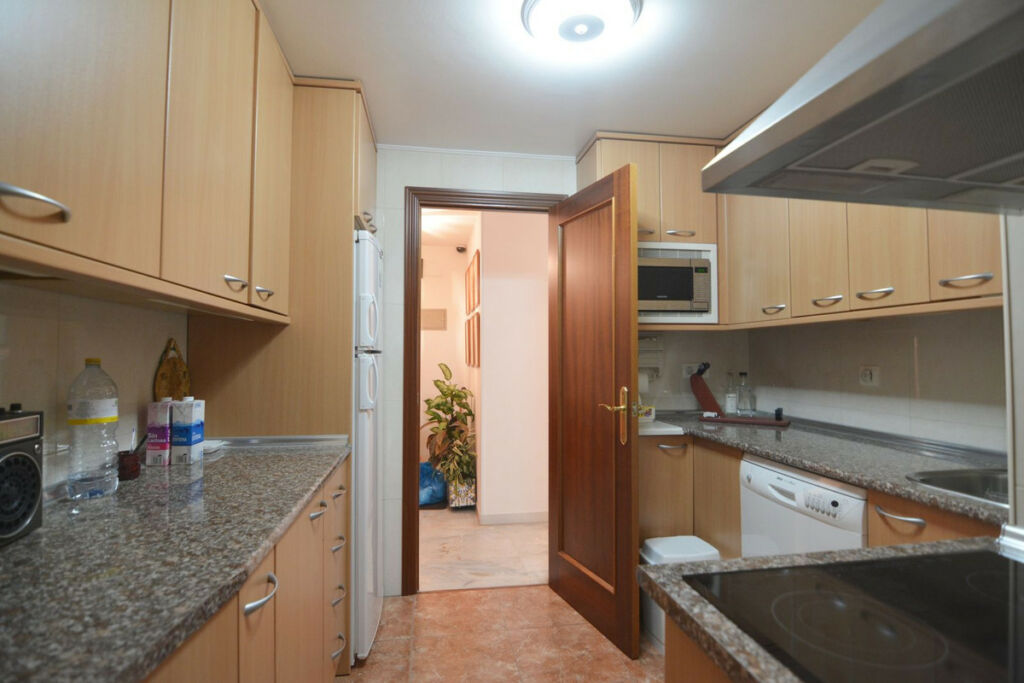 Middle Floor Apartment Los Boliches Málaga - image 13