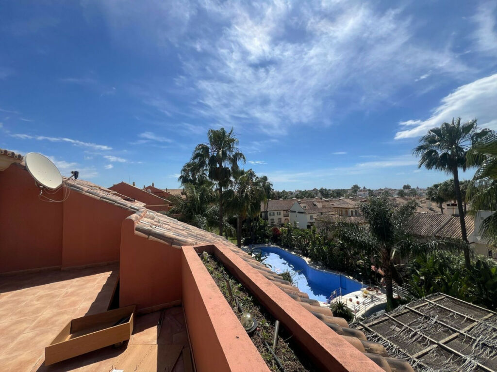 Penthouse Puerto Banús Málaga - image 13