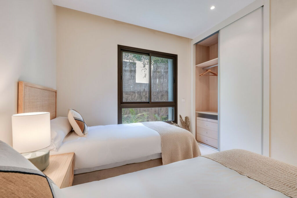 Middle Floor Apartment La Quinta Málaga - image 13