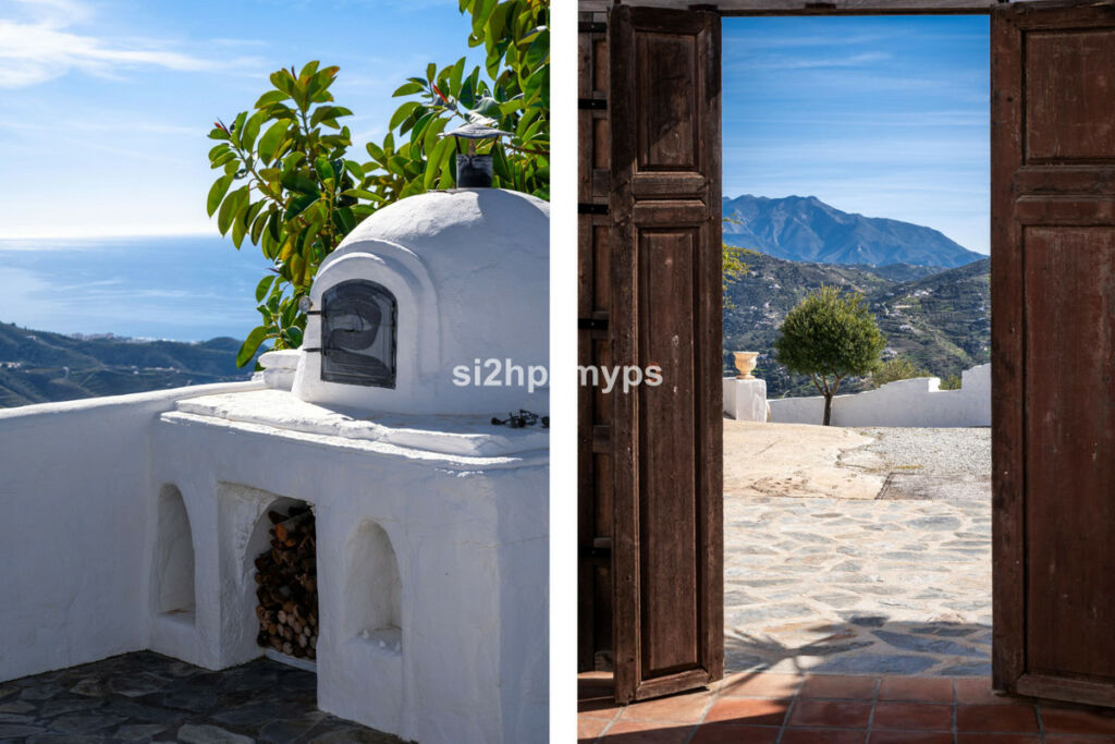 Detached Villa Sayalonga Málaga - image 13