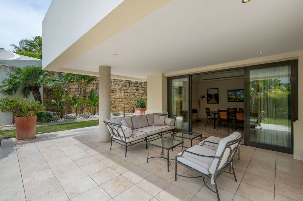 Ground Floor Apartment Los Monteros Málaga - image 13