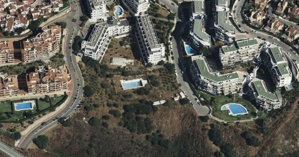 Residential Plot Riviera del Sol Málaga - image 13