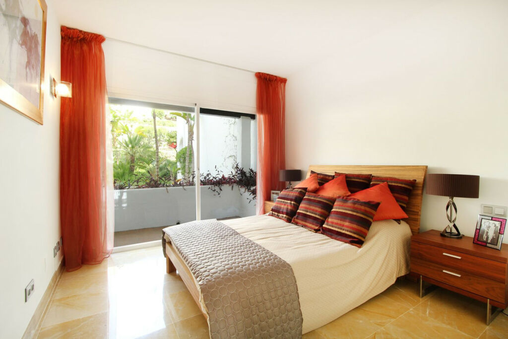Ground Floor Apartment La Quinta Málaga - image 14