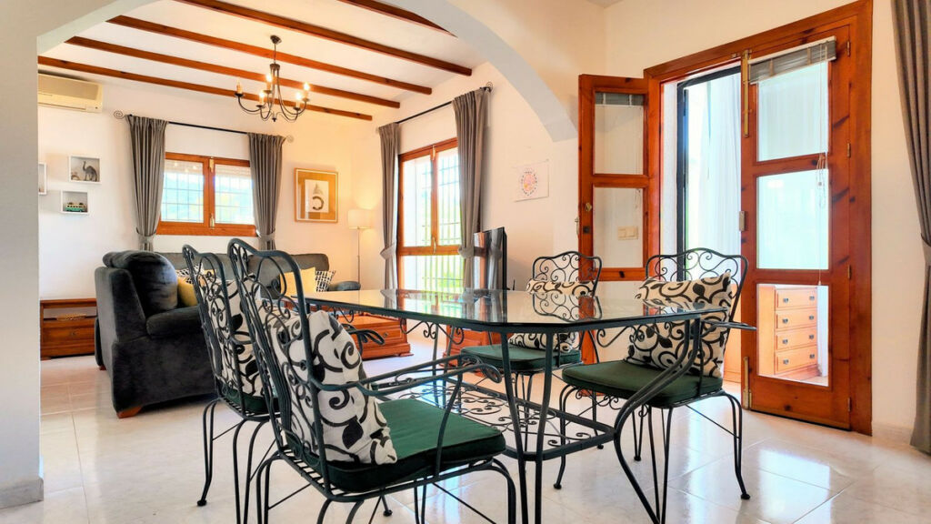 Detached Villa Almogía Málaga - image 11