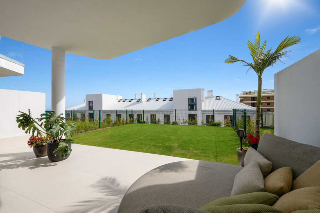 Ground Floor Apartment Fuengirola Málaga - image 13