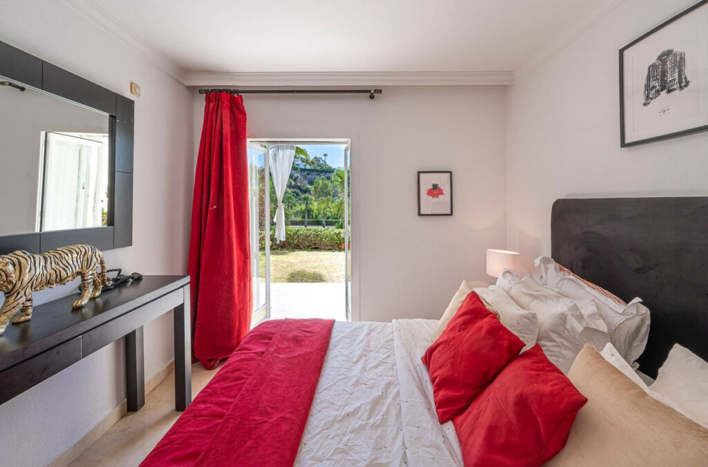 Ground Floor Apartment La Quinta Málaga - image 13