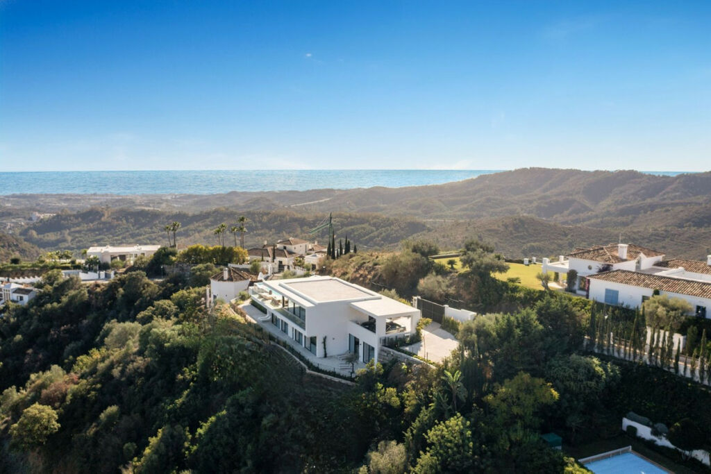Detached Villa Benahavís Málaga - image 26