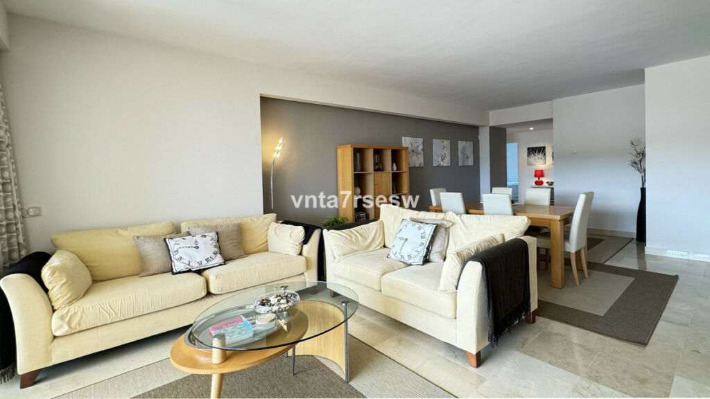 Middle Floor Apartment Riviera del Sol Málaga - image 13
