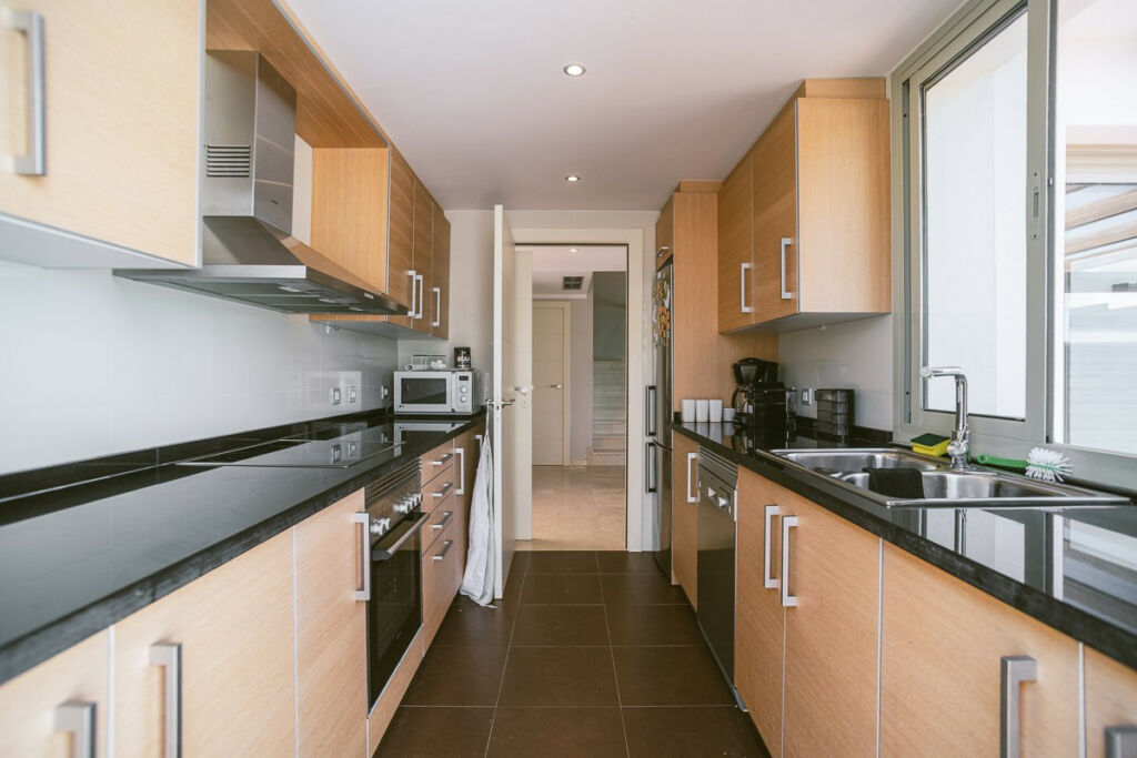 Detached Villa Las Colinas Golf Alicante - image 13