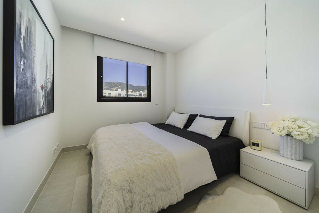 Top Floor Apartment Fuengirola Málaga - image 13