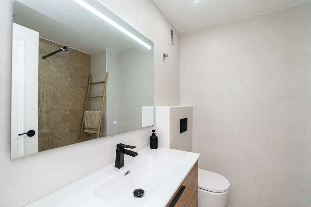 Middle Floor Apartment Marbella Málaga - image 13