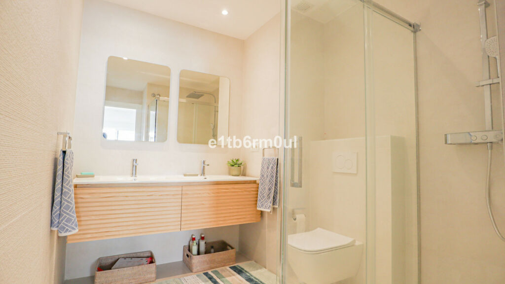 Penthouse The Golden Mile Málaga - image 13