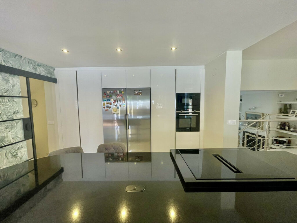 Detached Villa Sotogrande Cádiz - image 13