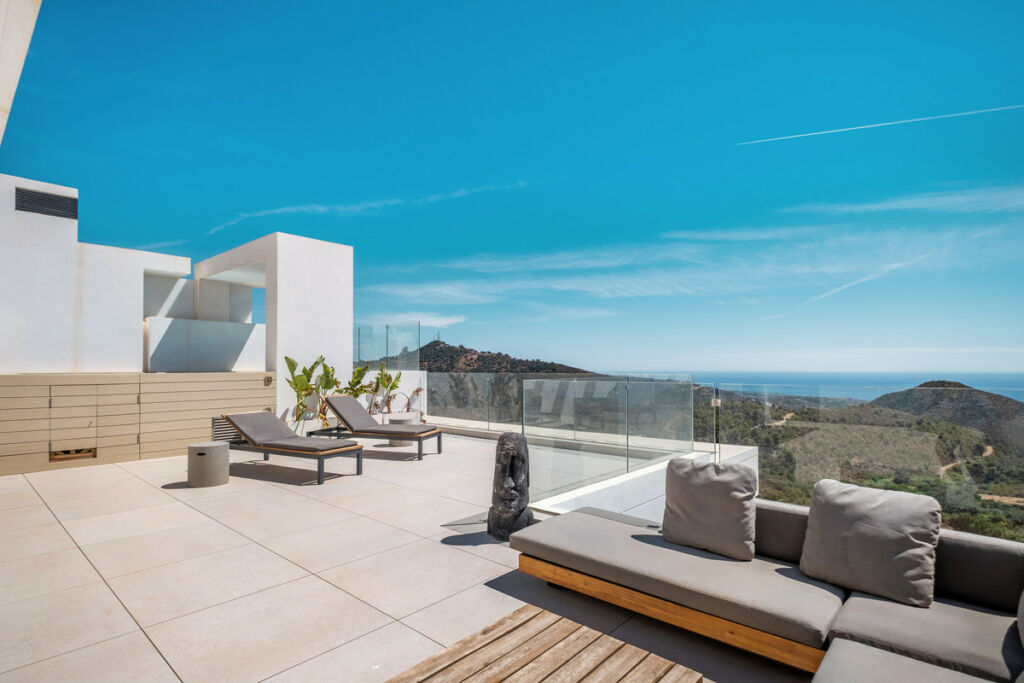 Penthouse Duplex Ojén Málaga - image 13