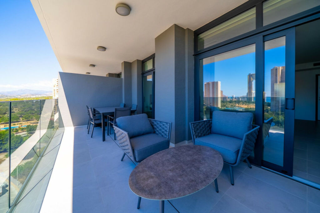 Middle Floor Apartment Benidorm Alicante - image 15