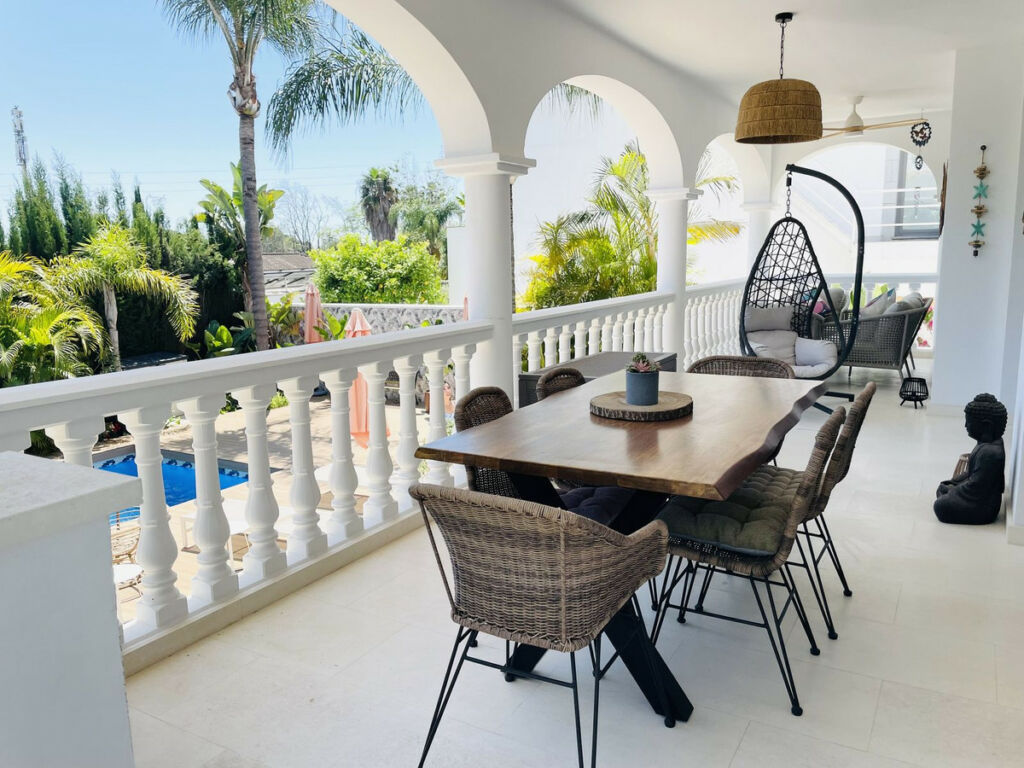 Detached Villa Nagüeles Málaga - image 13