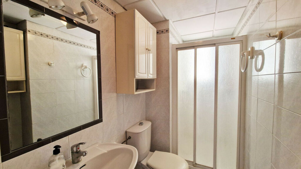Middle Floor Apartment Arroyo de la Miel Málaga - image 13
