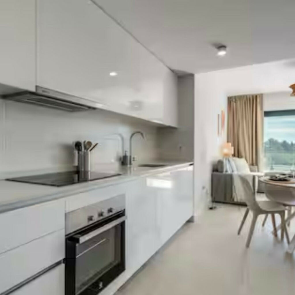 Penthouse Estepona Málaga - image 13