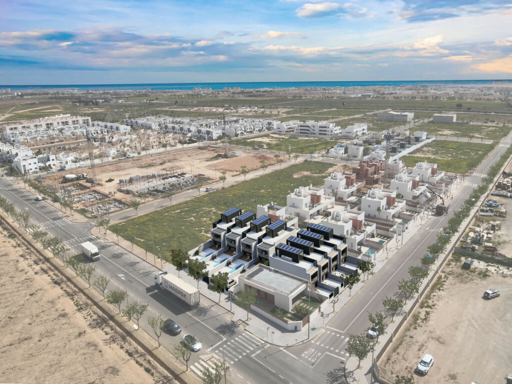 Townhouse Pilar de la Horadada Alicante - image 13