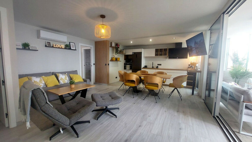 Middle Floor Apartment Fuengirola Málaga - image 14