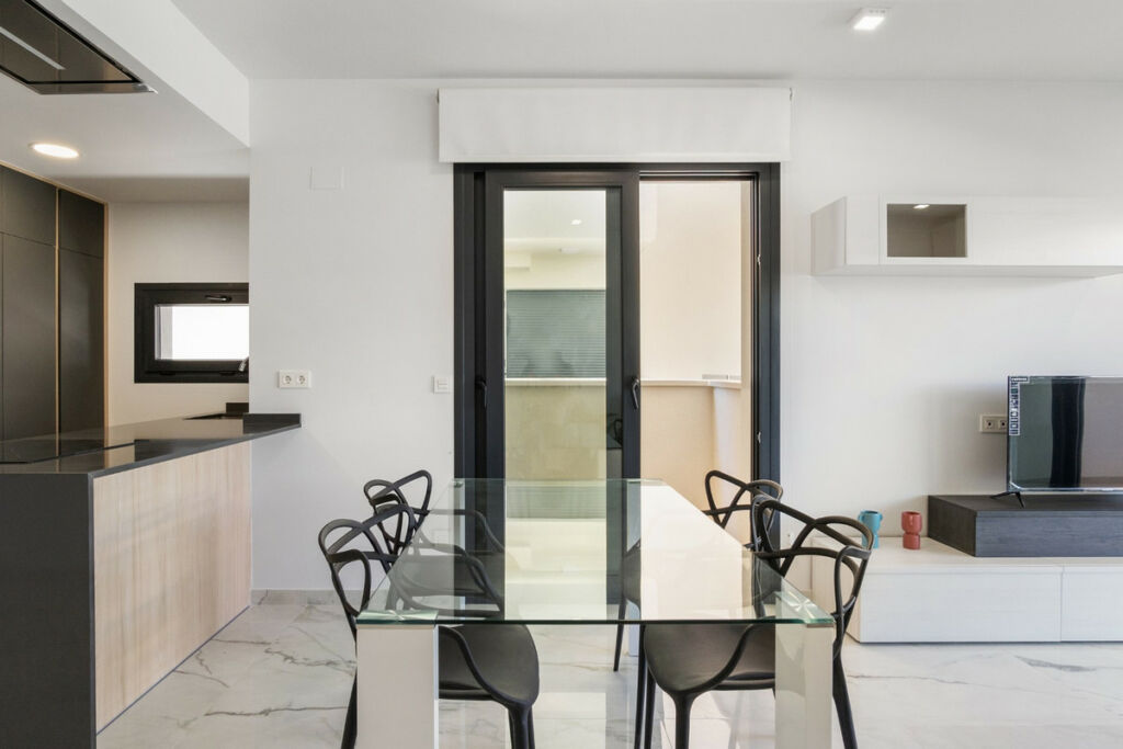 Middle Floor Apartment Los Altos Alicante - image 14