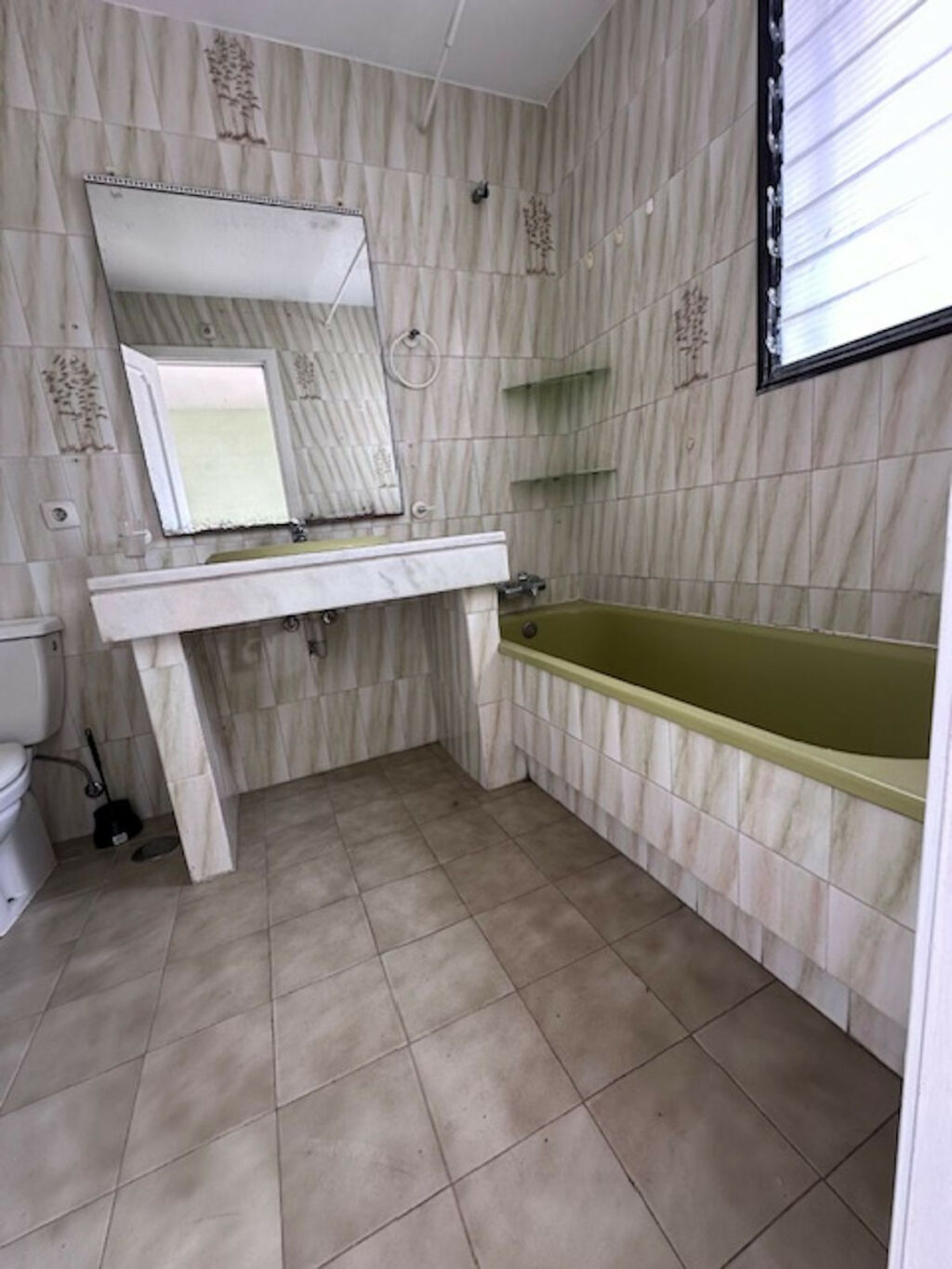 Middle Floor Apartment Estepona Málaga - image 14