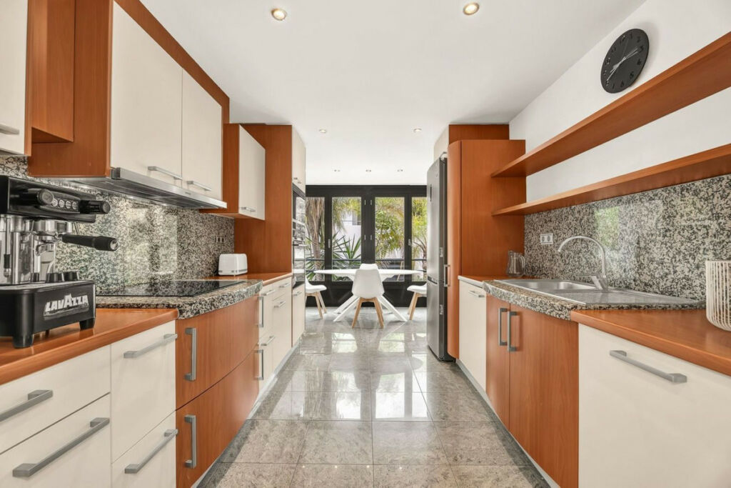 Middle Floor Apartment Los Monteros Málaga - image 14