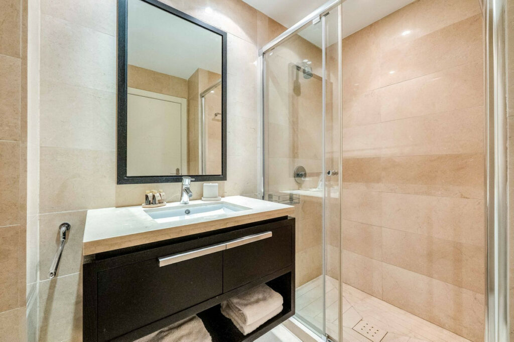 Middle Floor Apartment La Quinta Málaga - image 14