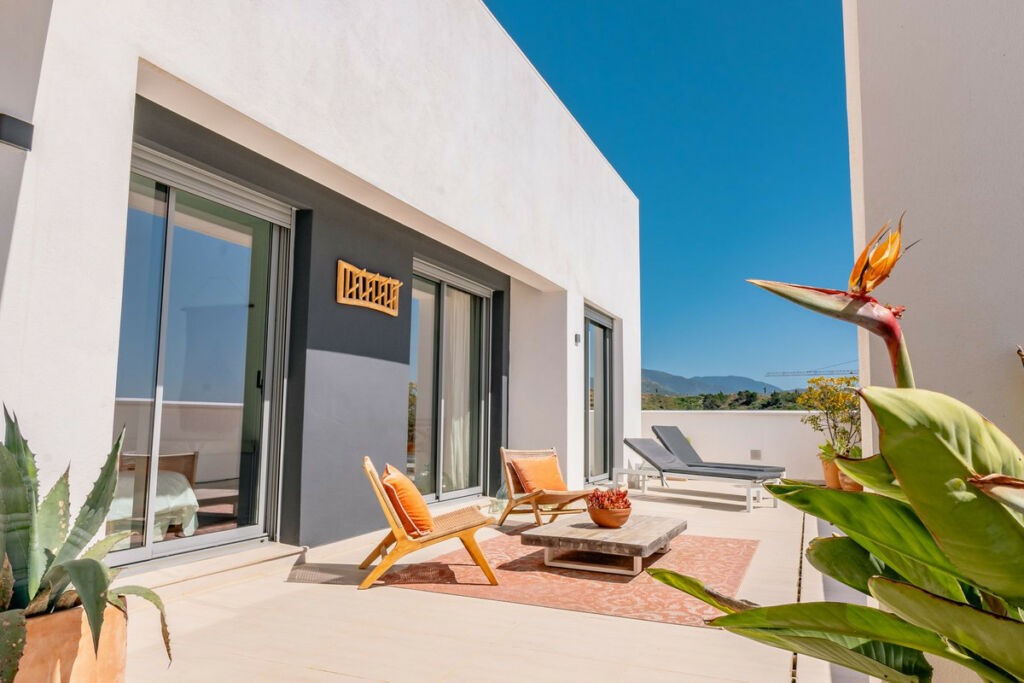 Top Floor Apartment Estepona Málaga - image 14