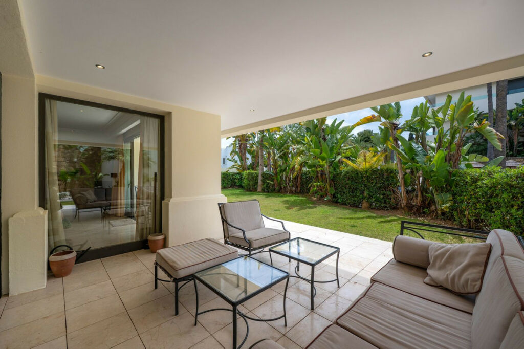 Ground Floor Apartment Los Monteros Málaga - image 14