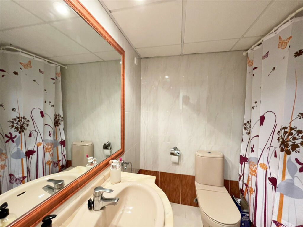 Middle Floor Apartment Calpe Alicante - image 14