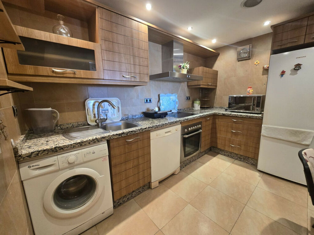 Middle Floor Apartment Marbella Málaga - image 15