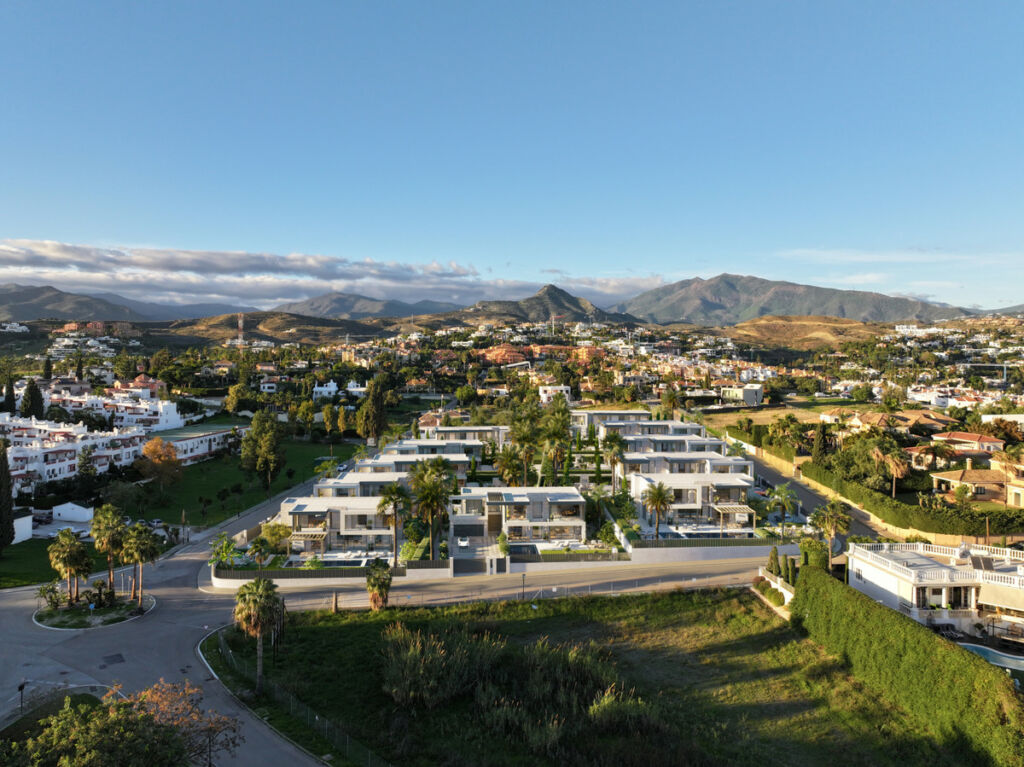 Detached Villa Bel Air Málaga - image 14