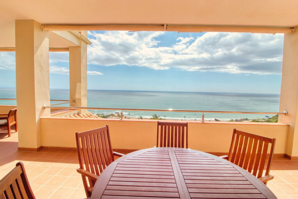 Middle Floor Apartment Manilva Málaga - image 14