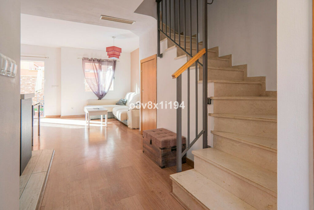 Townhouse Benajarafe Málaga - image 14