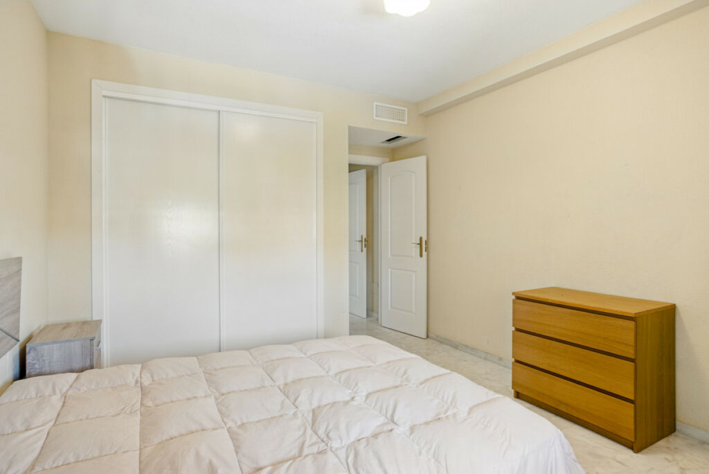 Middle Floor Apartment Reserva de Marbella Málaga - image 13