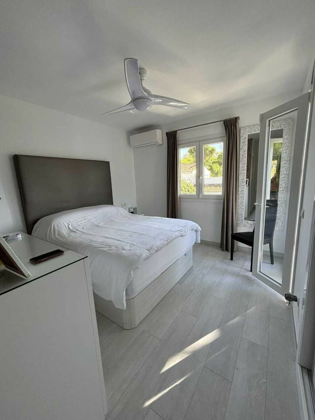 Detached Villa Benamara Málaga - image 13