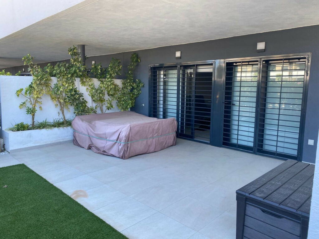 Ground Floor Apartment Playa Flamenca Alicante - image 2