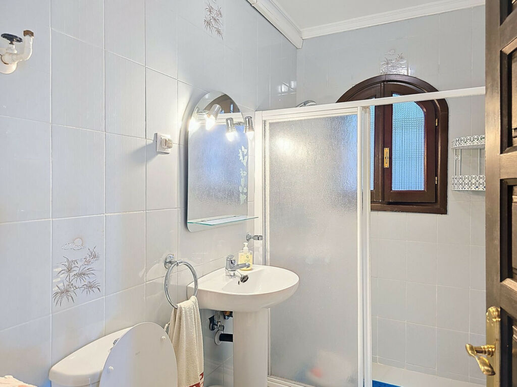 Detached Villa Cómpeta Málaga - image 14