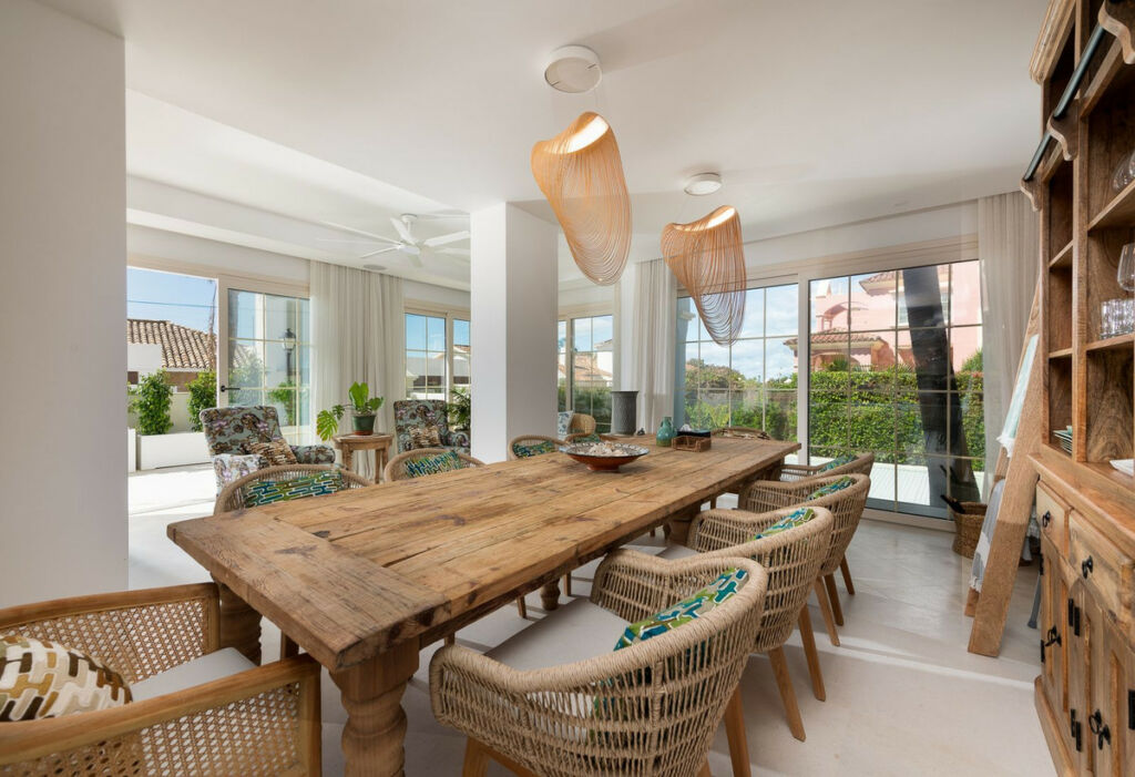 Detached Villa Cortijo Blanco Málaga - image 14