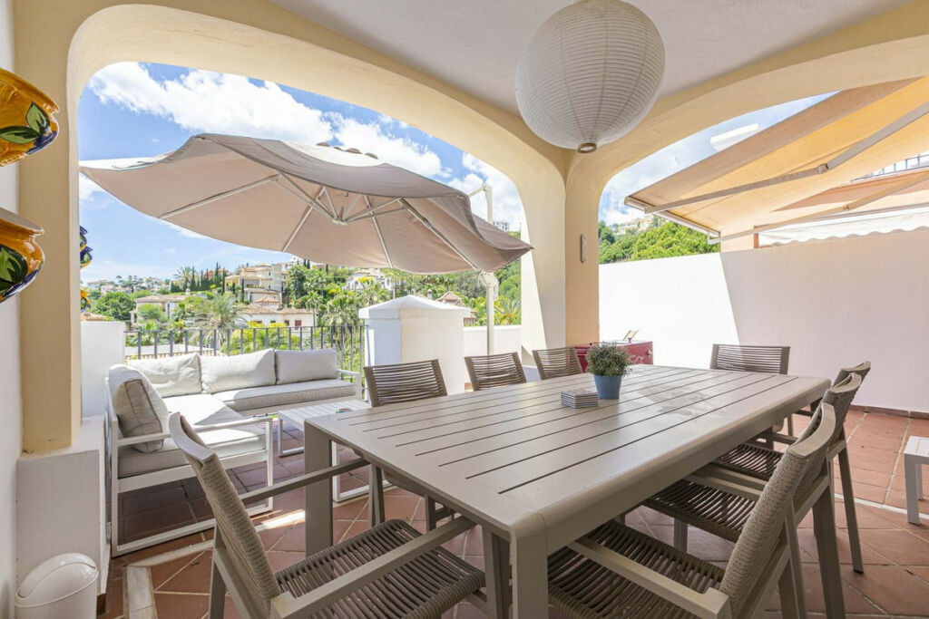 Townhouse Los Arqueros Málaga - image 14