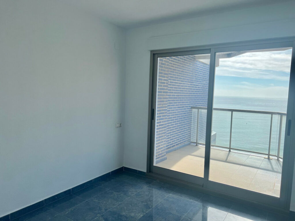 Middle Floor Apartment Calpe Alicante - image 14