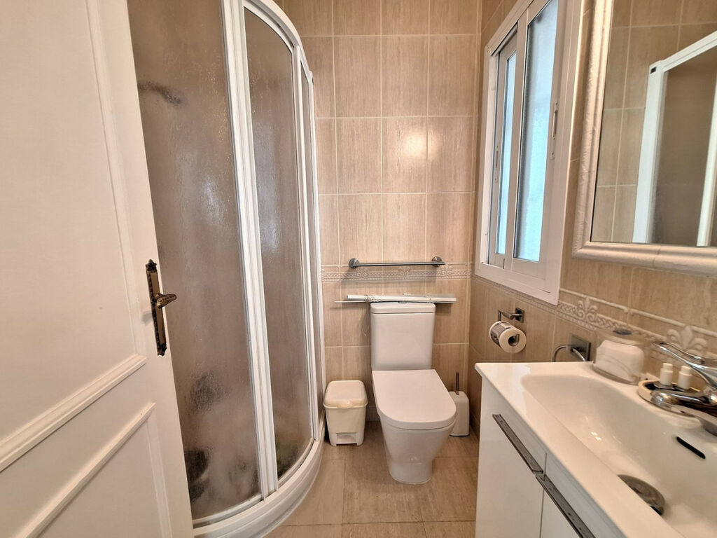 Ground Floor Apartment El Paraiso Málaga - image 14