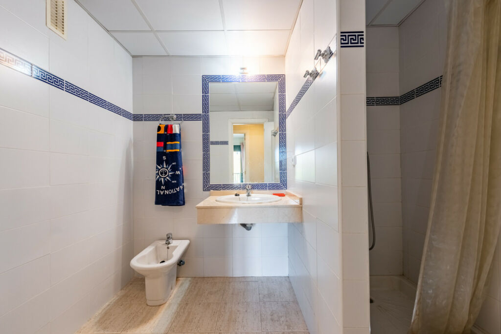 Middle Floor Apartment San Pedro de Alcántara Málaga - image 14