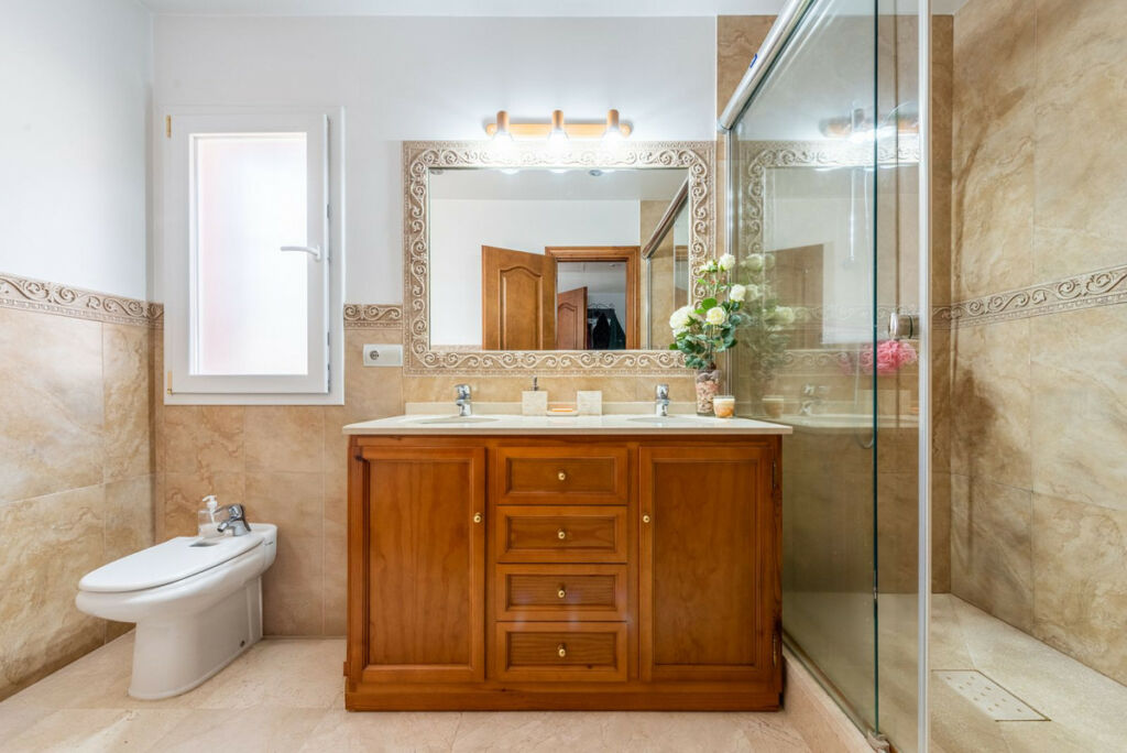 Detached Villa San Pedro de Alcántara Málaga - image 14